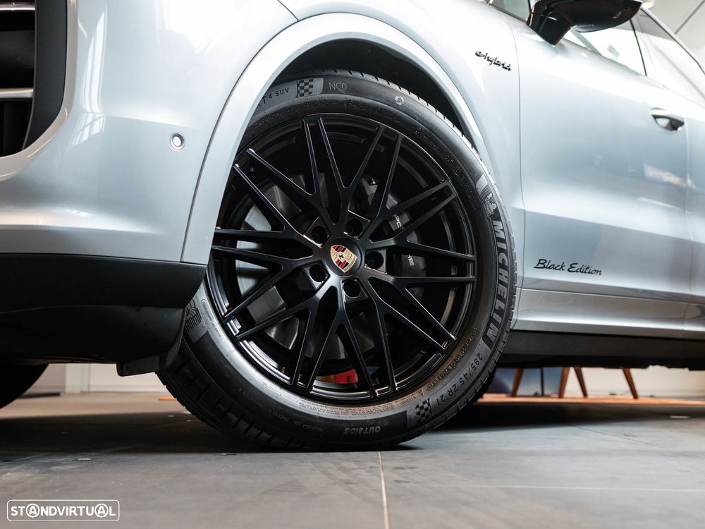 Porsche Cayenne Coupé E-Hybrid Black Edition - 15