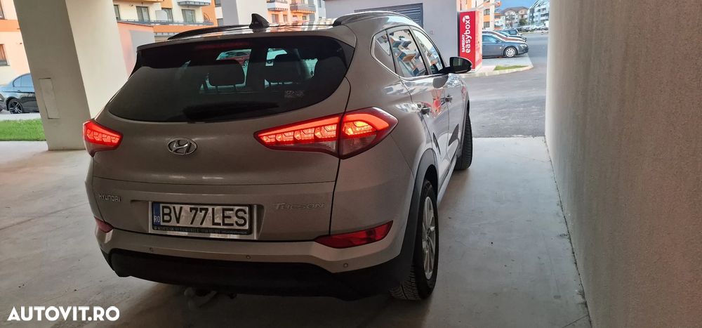 Hyundai Tucson - 8
