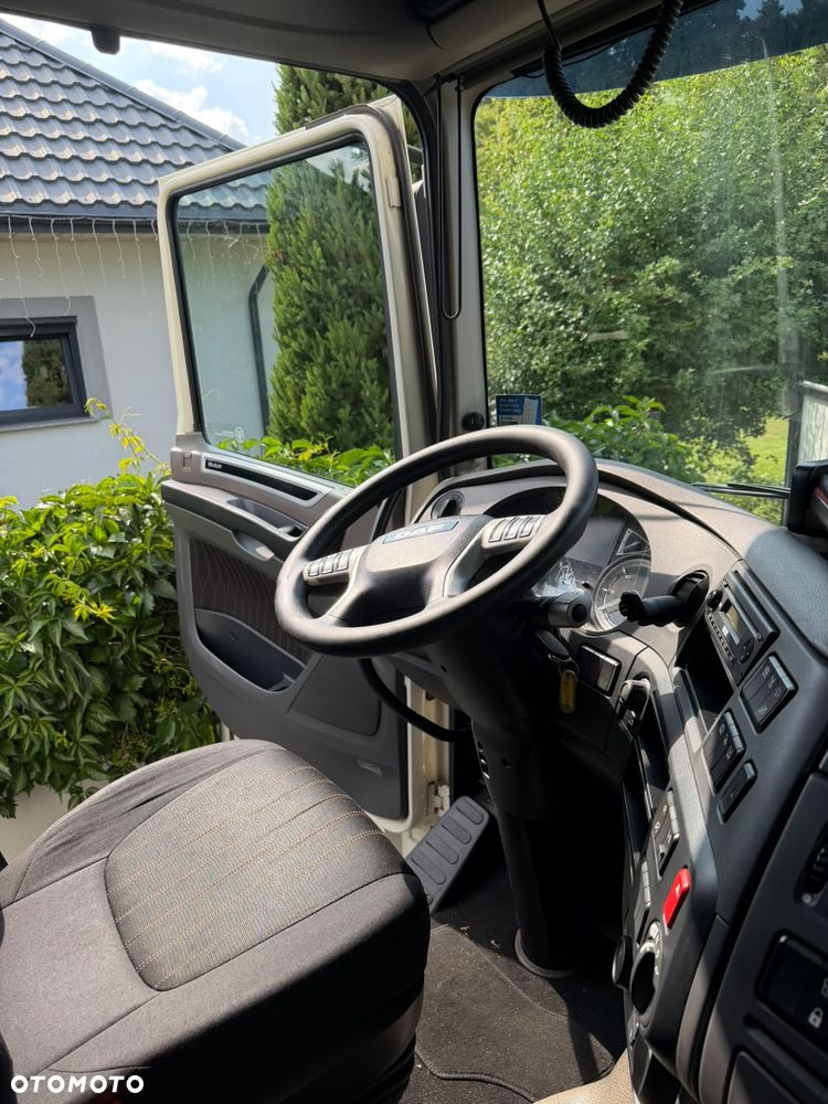DAF XF 106 460 przedlift - 6