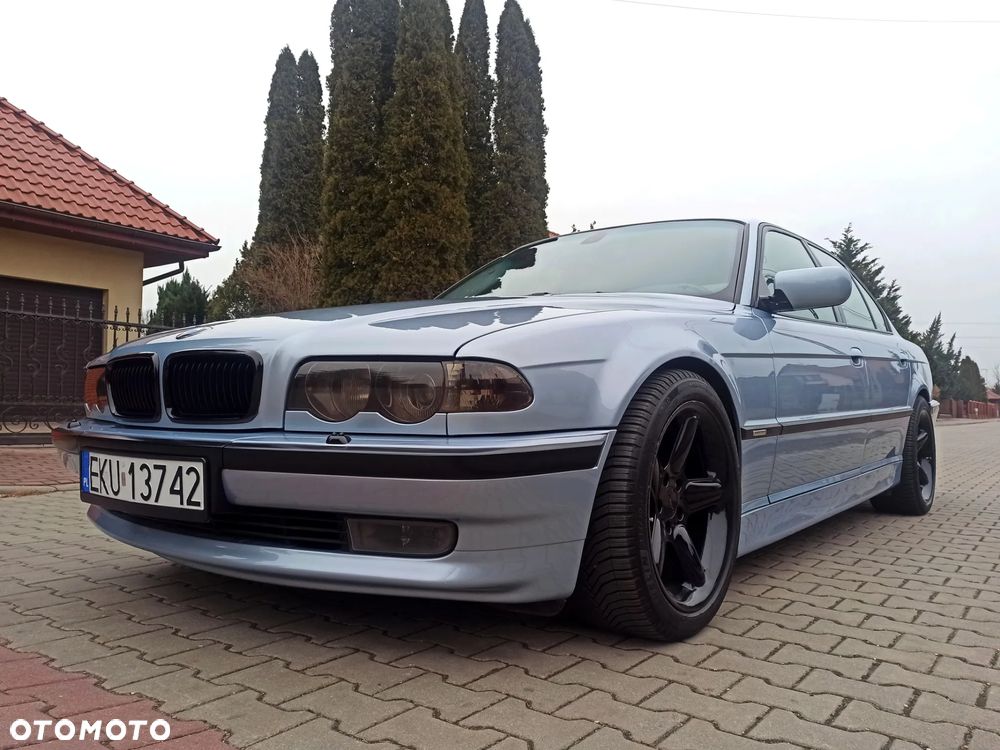 BMW Seria 7 - 19