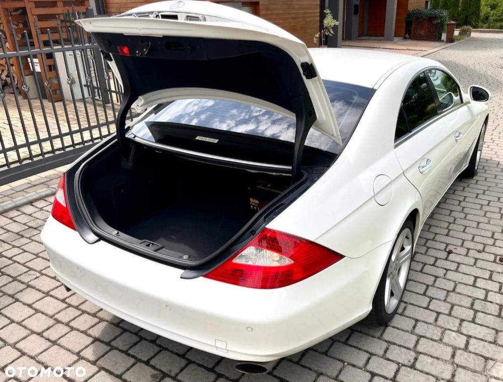 Mercedes-Benz CLS 350 - 23