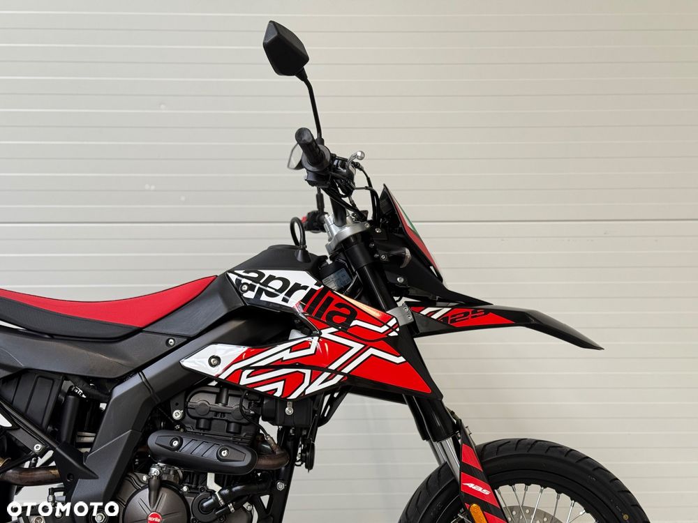 Aprilia SX - 11