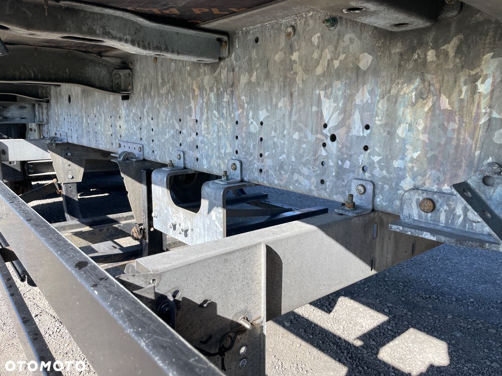 Schmitz Cargobull - 3