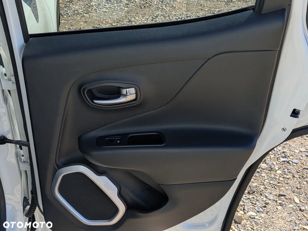 Jeep Renegade 1.4 MultiAir Limited 4WD S&S - 17