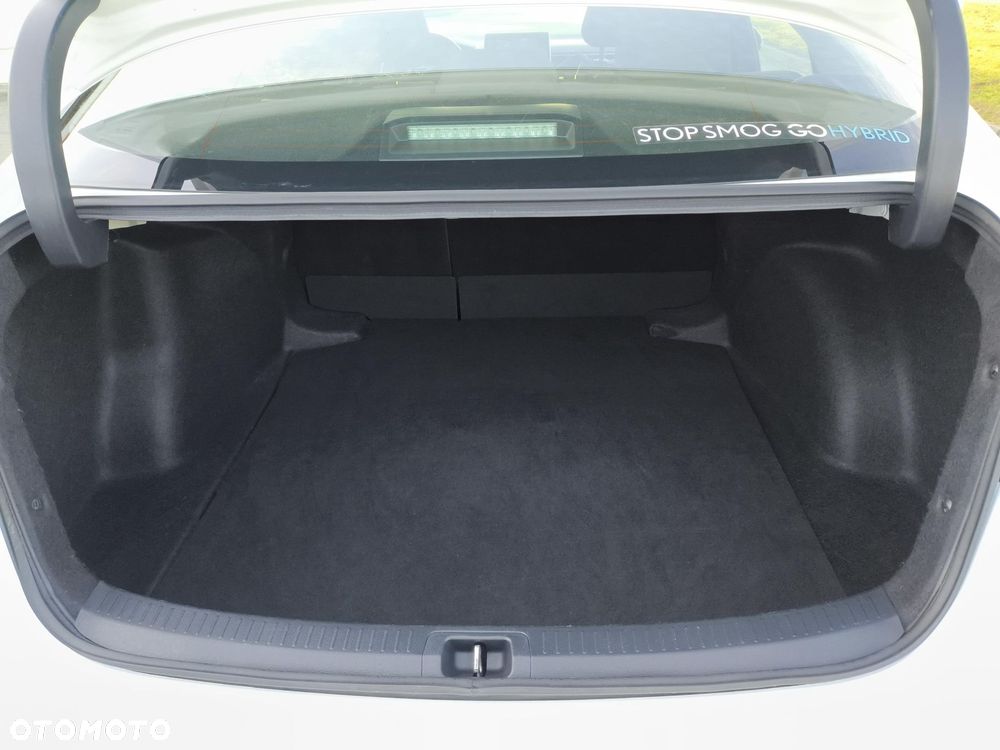 Toyota Corolla 1.8 Hybrid Comfort - 11