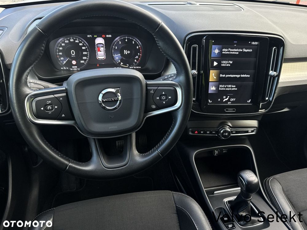 Volvo XC 40 - 17