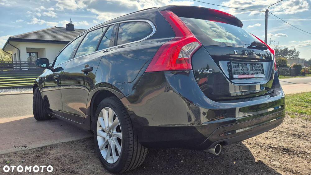 Volvo V60 D2 - 11