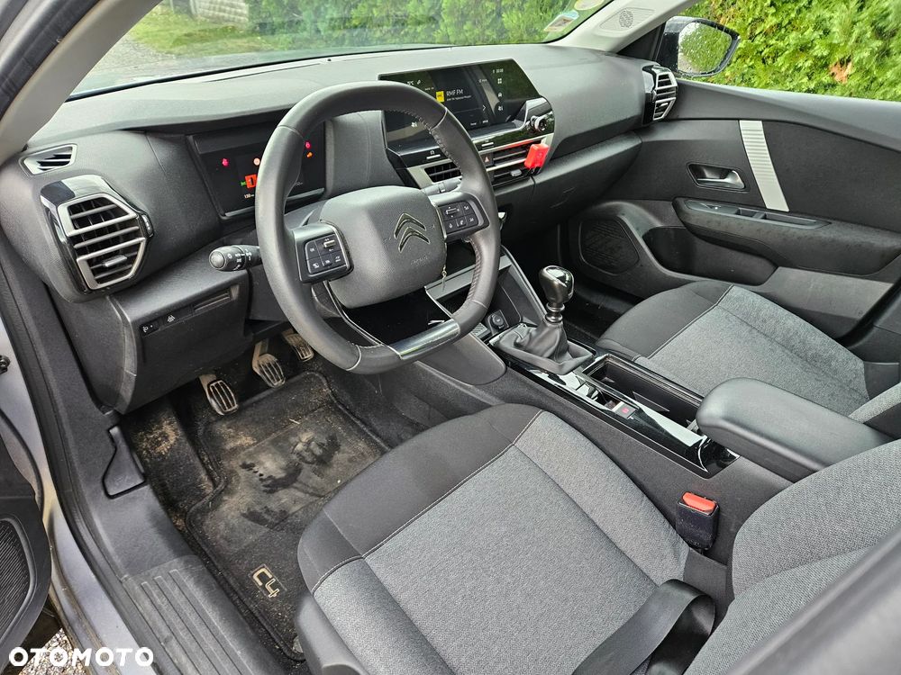 Citroën C4 BlueHDi 110 Stop&Start FEEL - 11