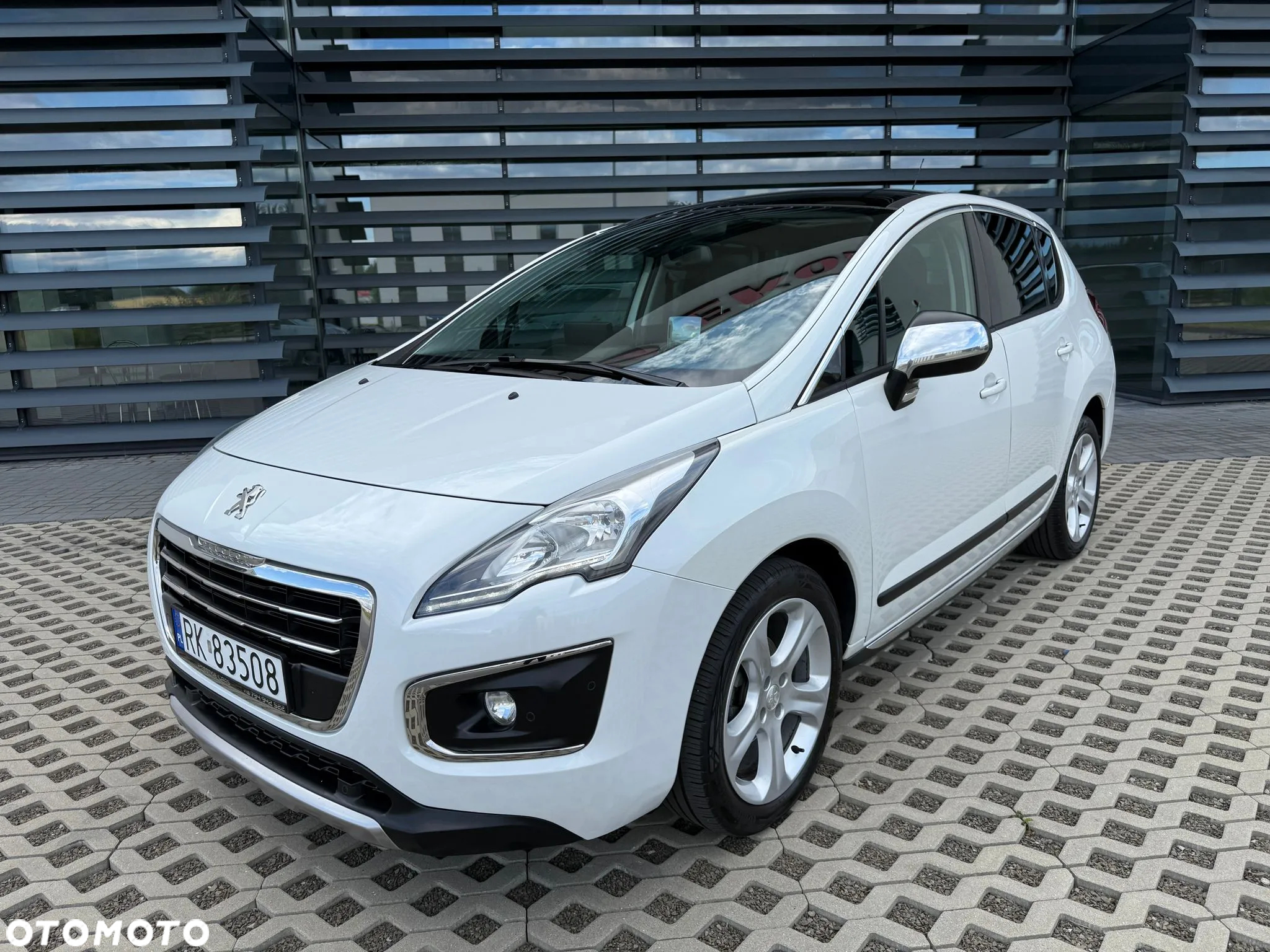 Peugeot 3008 HDi FAP 115 Roland Garros - 10
