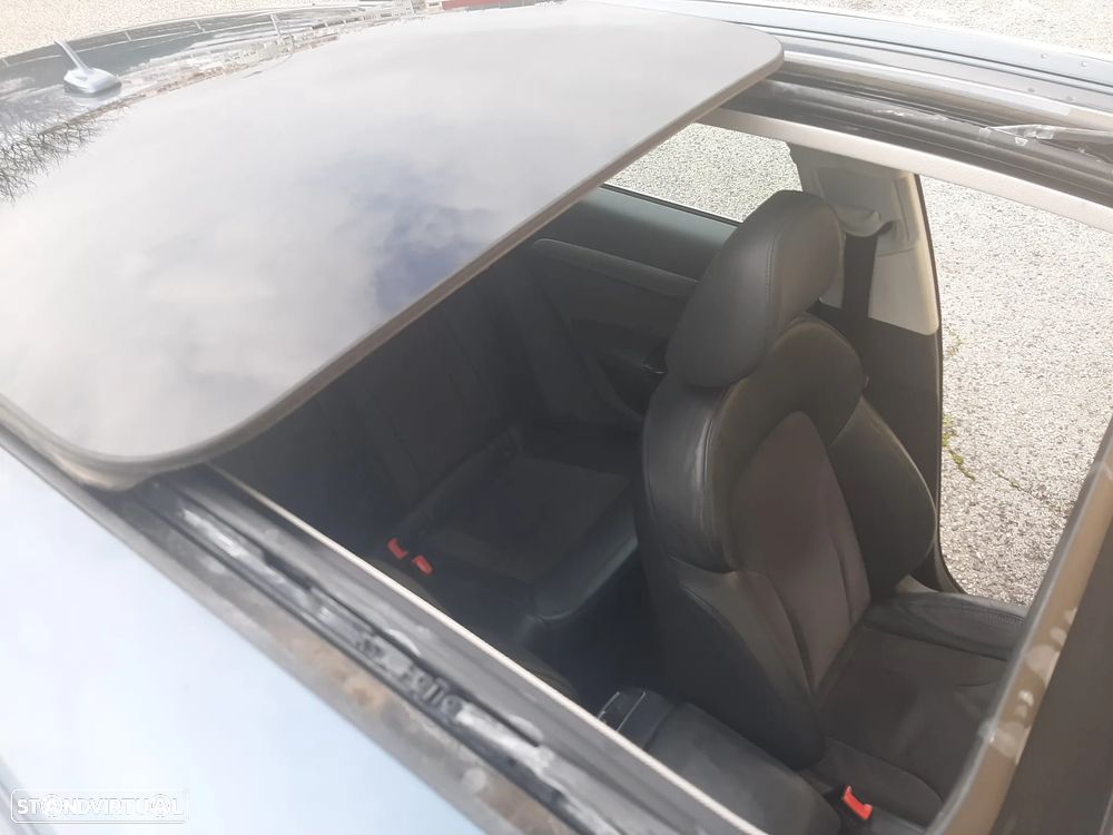 Audi Q3 2.0 TDI quattro Design S tronic - 33
