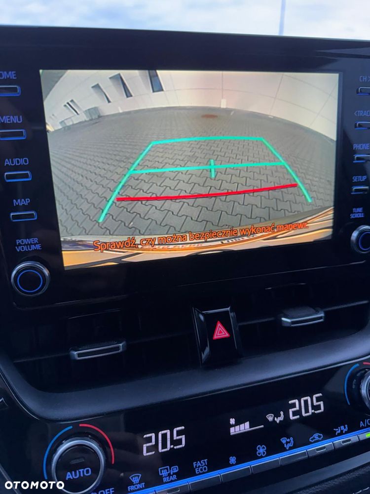 Toyota Corolla 1.8 Hybrid Comfort - 23