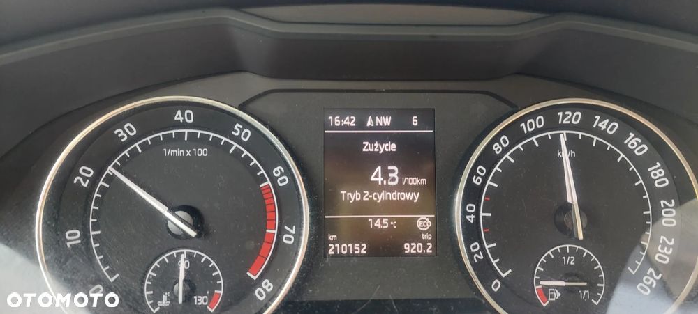 Skoda Superb 1.5 TSI ACT Ambition - 3