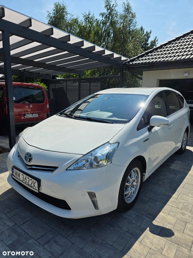 Toyota Prius+ (Hybrid) Comfort - 2