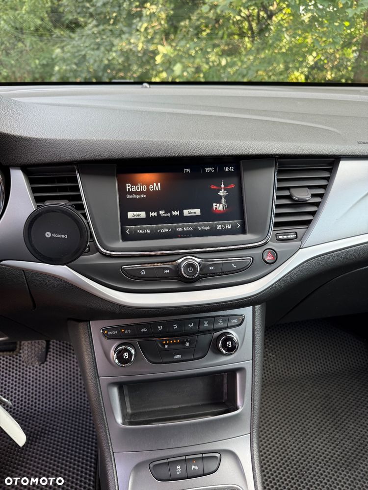 Opel Astra V 1.4 T Enjoy - 12