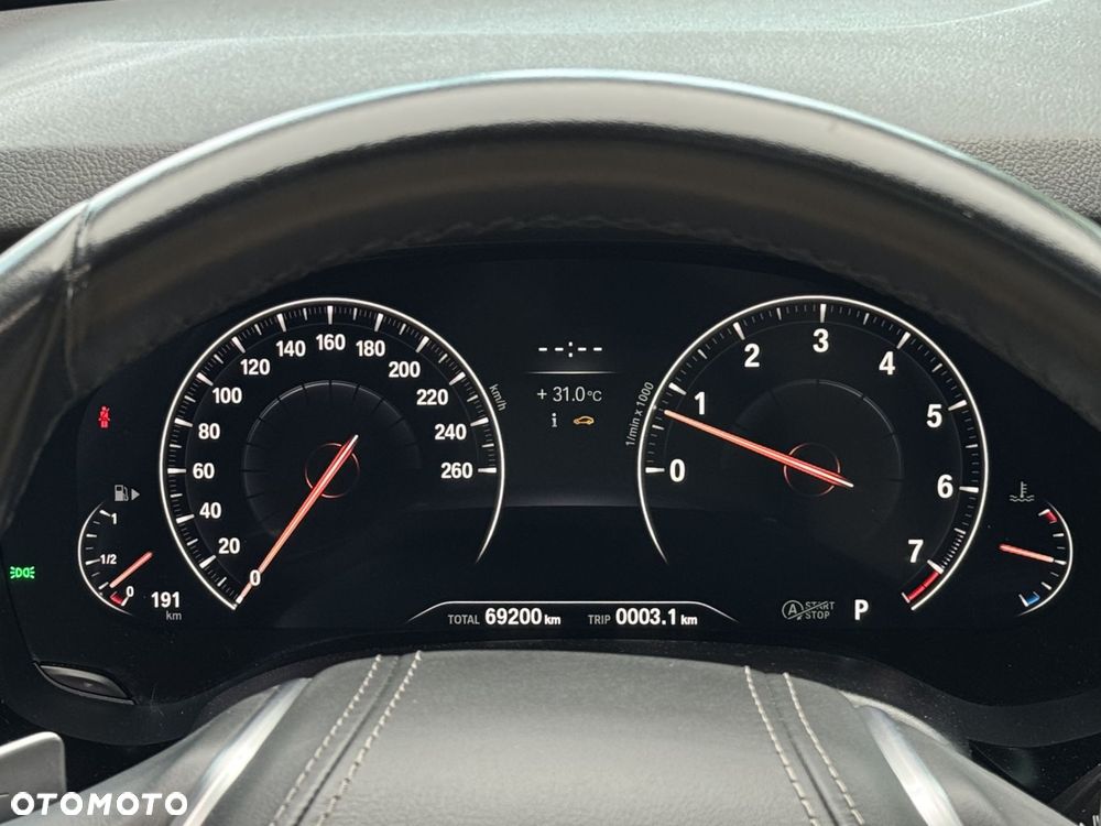 BMW Seria 5 530i xDrive M Sport sport - 19