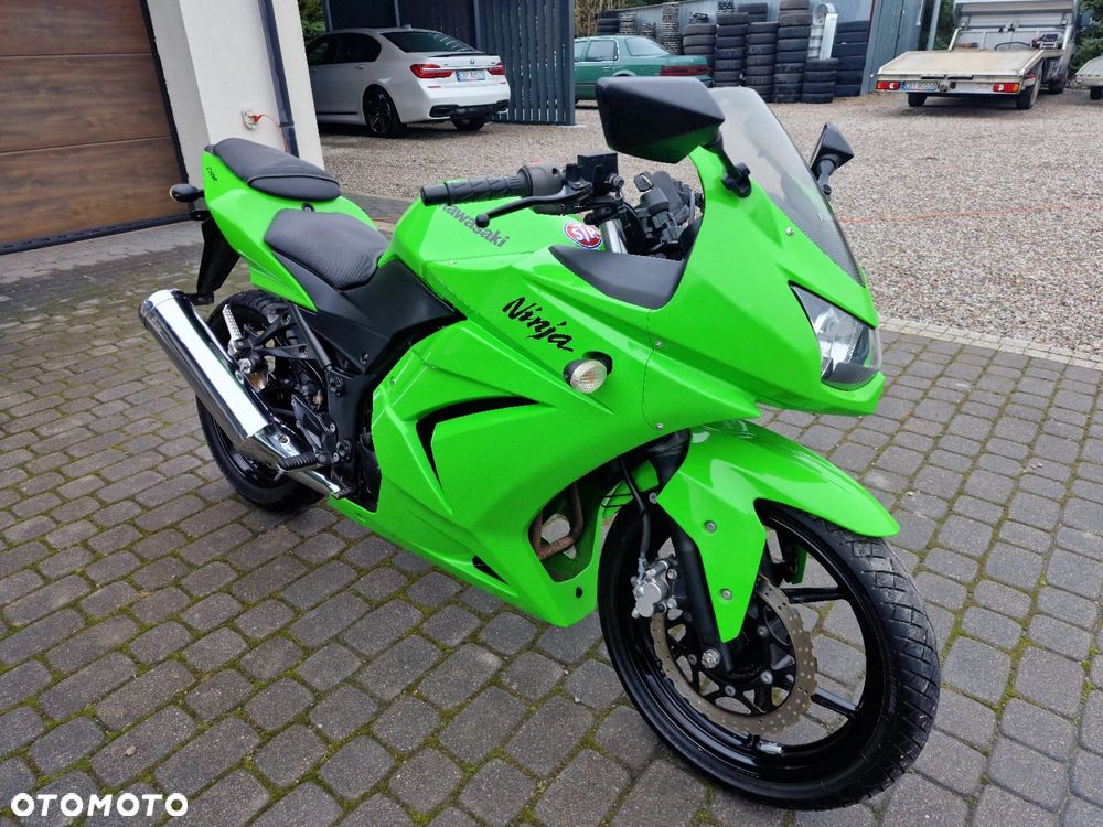 Kawasaki Ninja 250R - 8
