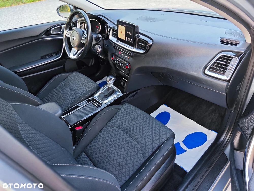 Kia Ceed 1.6 CRDi DCT Spirit - 23