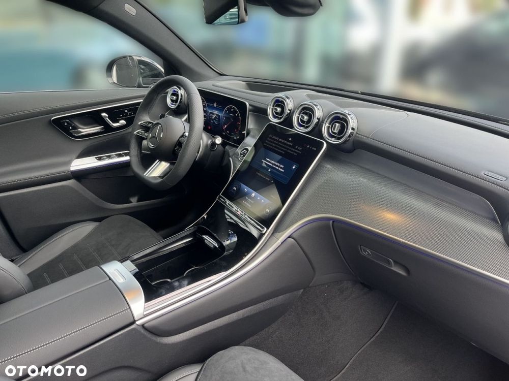 Mercedes-Benz GLC - 21