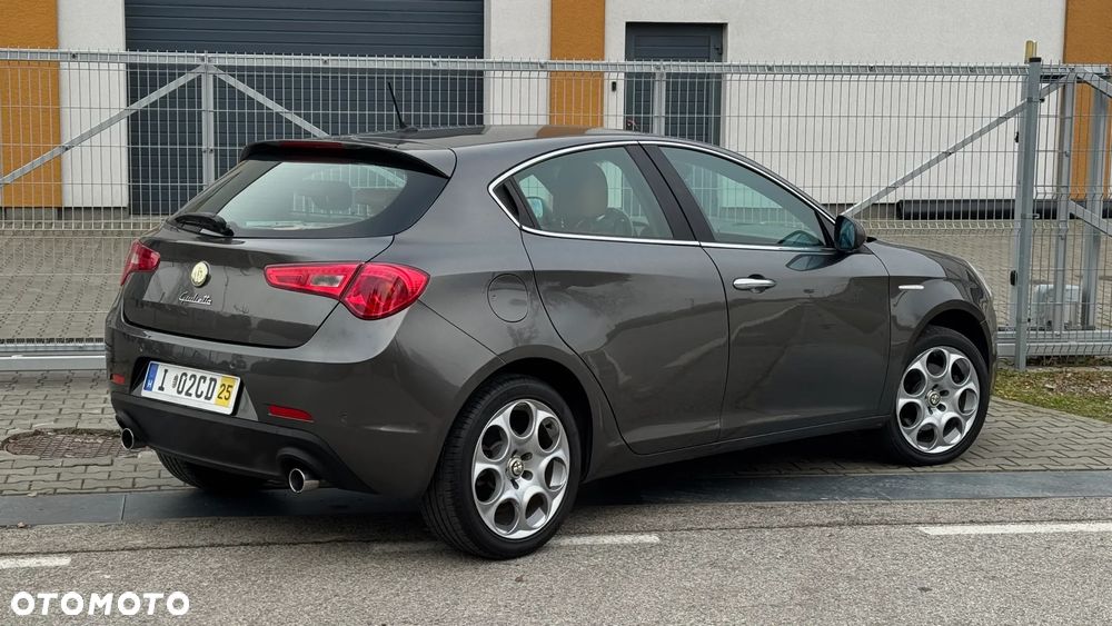 Alfa Romeo Giulietta - 11