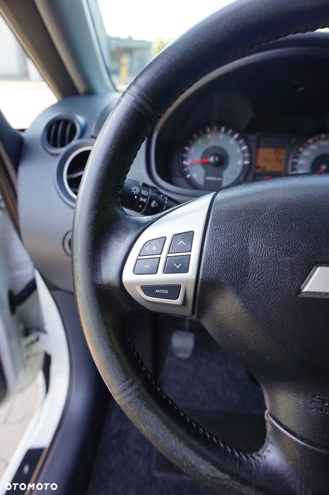 Mitsubishi Colt - 28