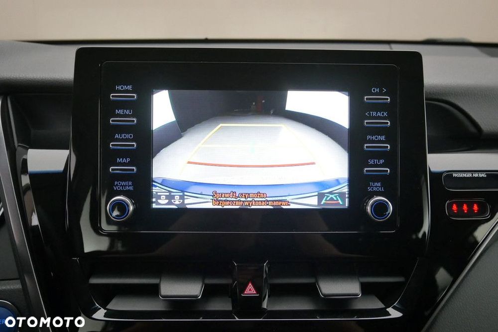 Toyota Camry 2.5 Hybrid Comfort CVT - 18