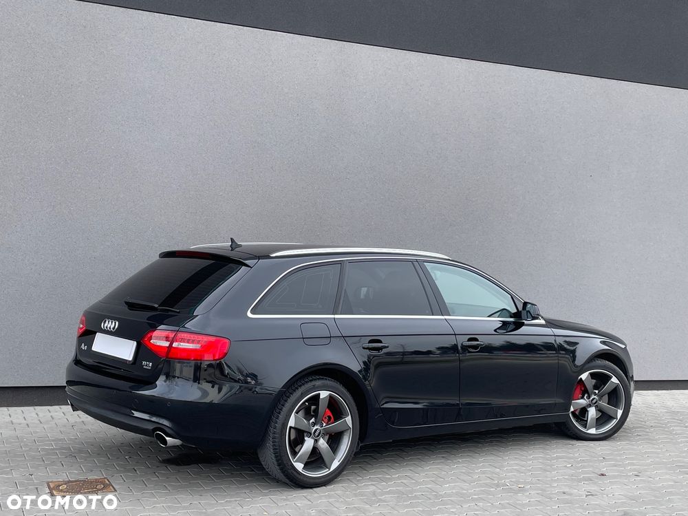 Audi A4 Avant - 16