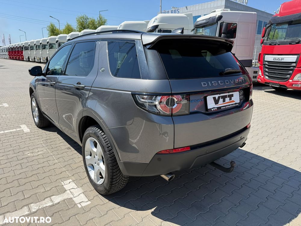 Land Rover Discovery Sport - 8