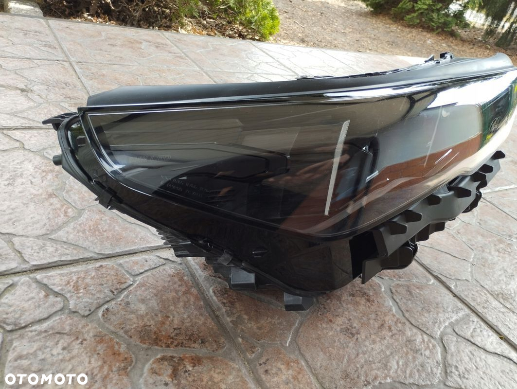 Lampa prawa Full LED BMW 5 G60 G61 SHADOW 5A798D8 - 2