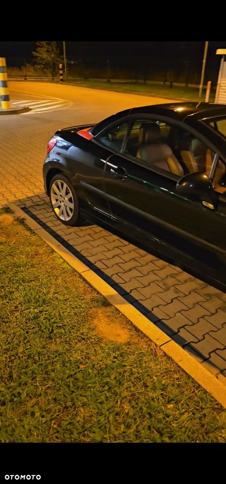 Peugeot 207 CC 150 THP Premium - 11