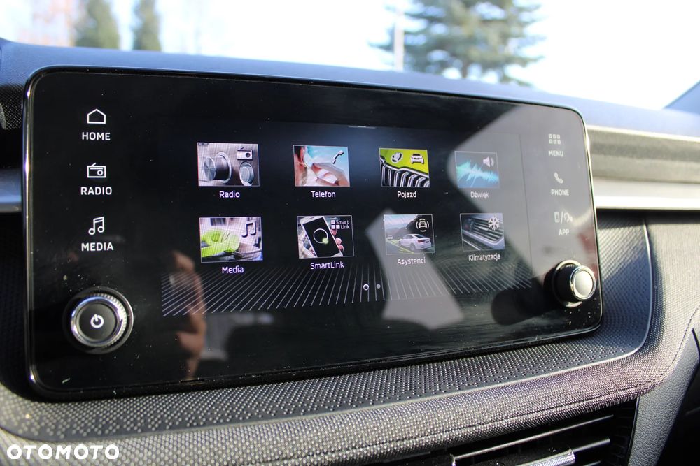 Skoda Fabia 1.0 TSI Selection DSG - 32