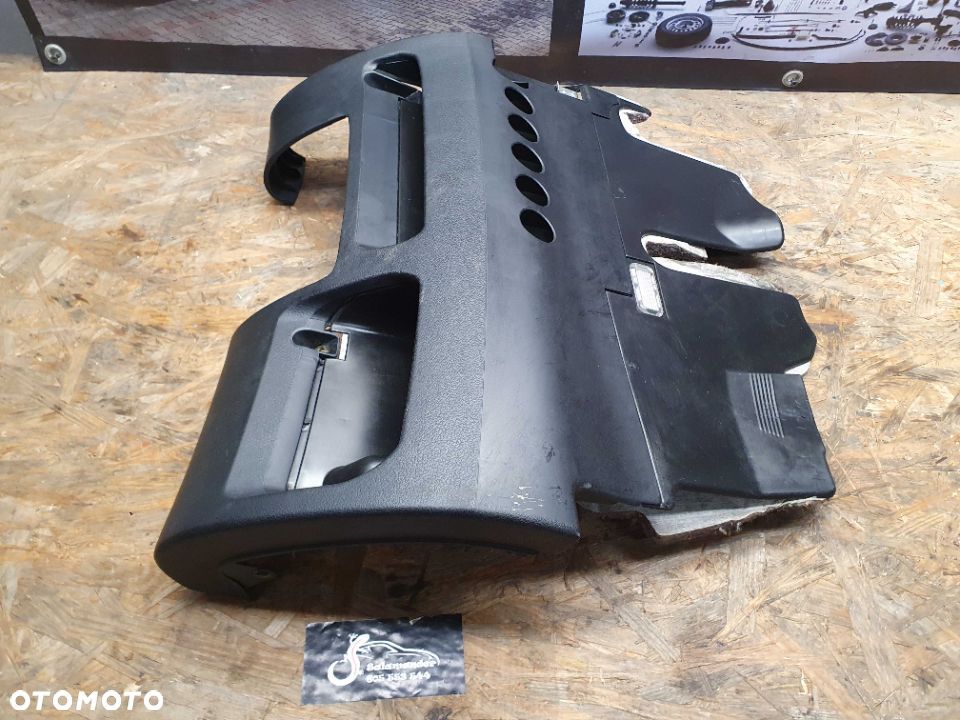 Schowek Kierowcy Pasazera Oslona pod Kierownice Europa Audi A4 B5 Lift - 16