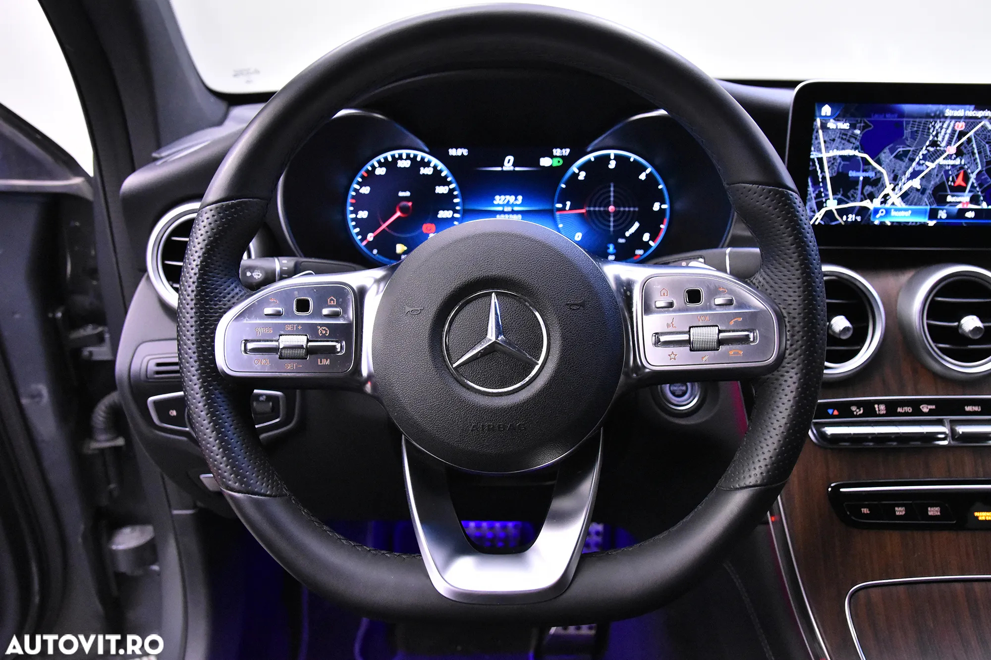 Mercedes-Benz GLC Coupe 220 d 4Matic 9G-TRONIC AMG Line - 16