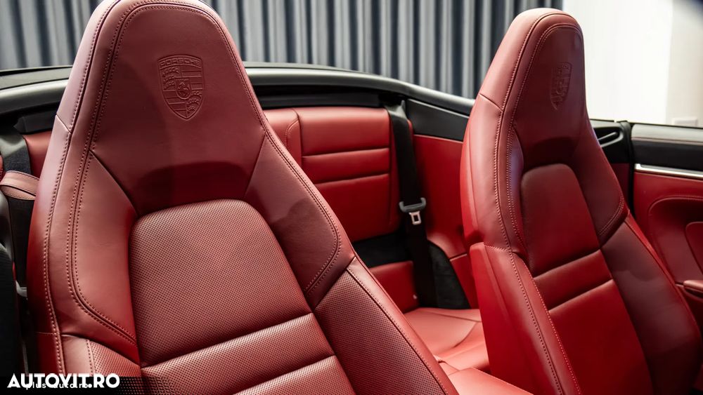 Porsche 911 4S - 24