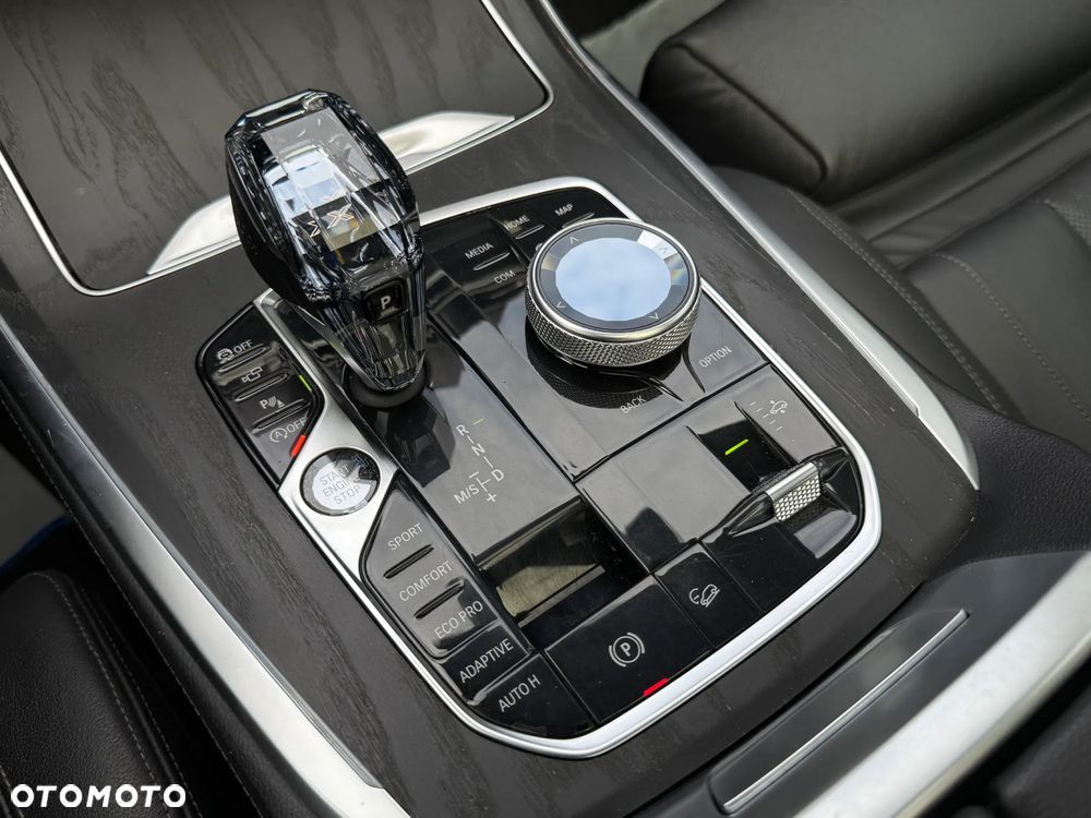 BMW X7 xDrive30d - 22