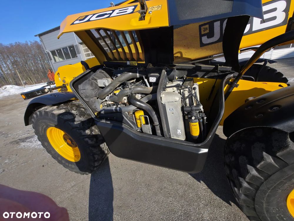 JCB 536-70 Agri Plus - 8