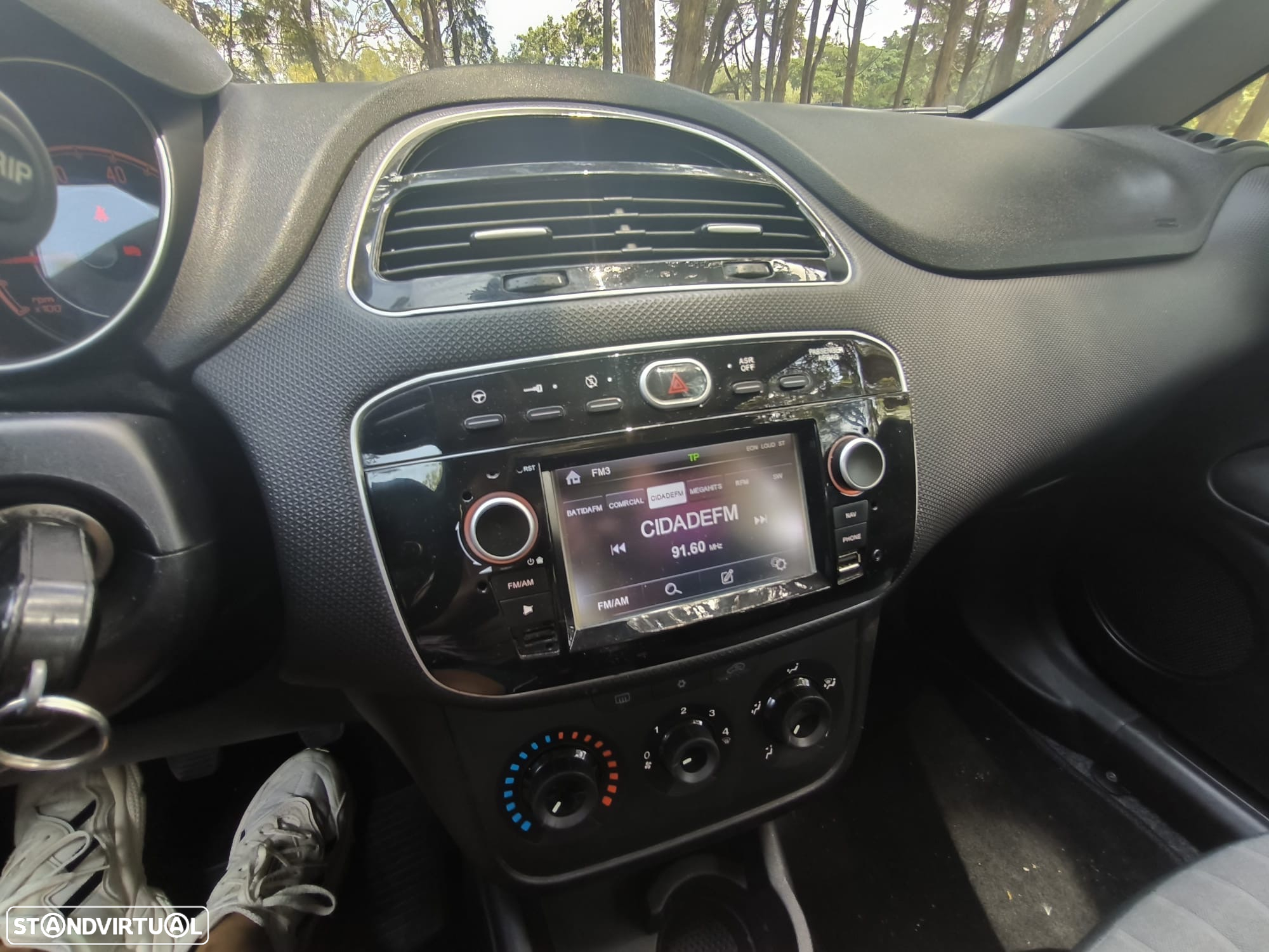 Fiat Grande Punto - 13