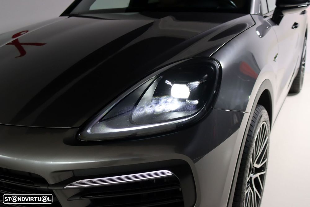Porsche Cayenne E-Hybrid - 27