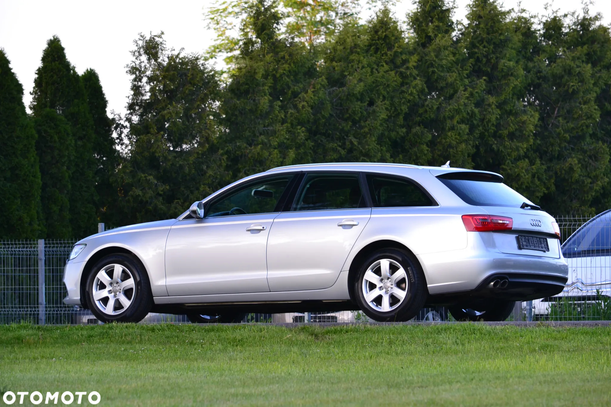 Audi A6 Avant 2.0 TDI DPF sport selection - 9