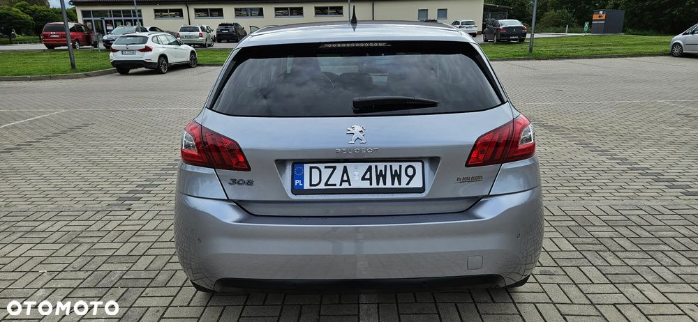 Peugeot 308 PureTech 130 GPF EAT8 Stop & Start Allure Pack - 20
