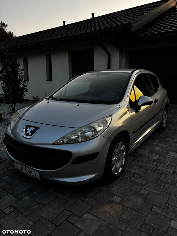 Peugeot 207 - 3
