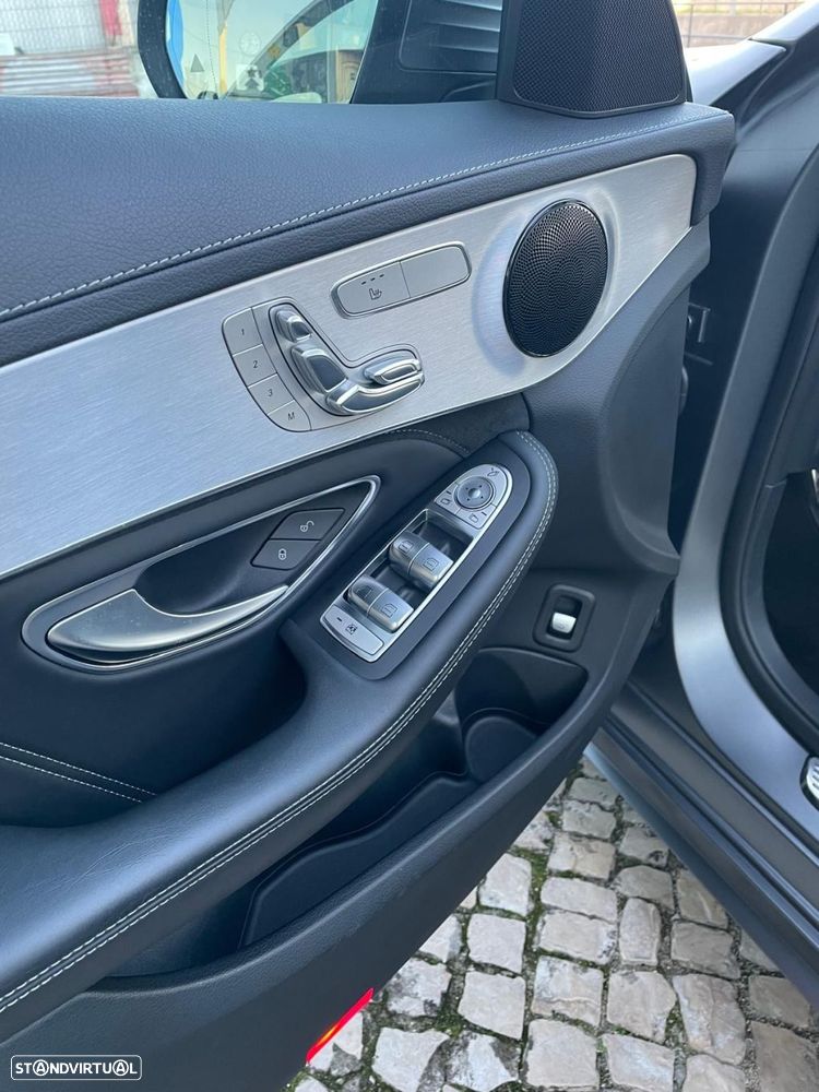 Mercedes-Benz C 63 AMG Standard - 14