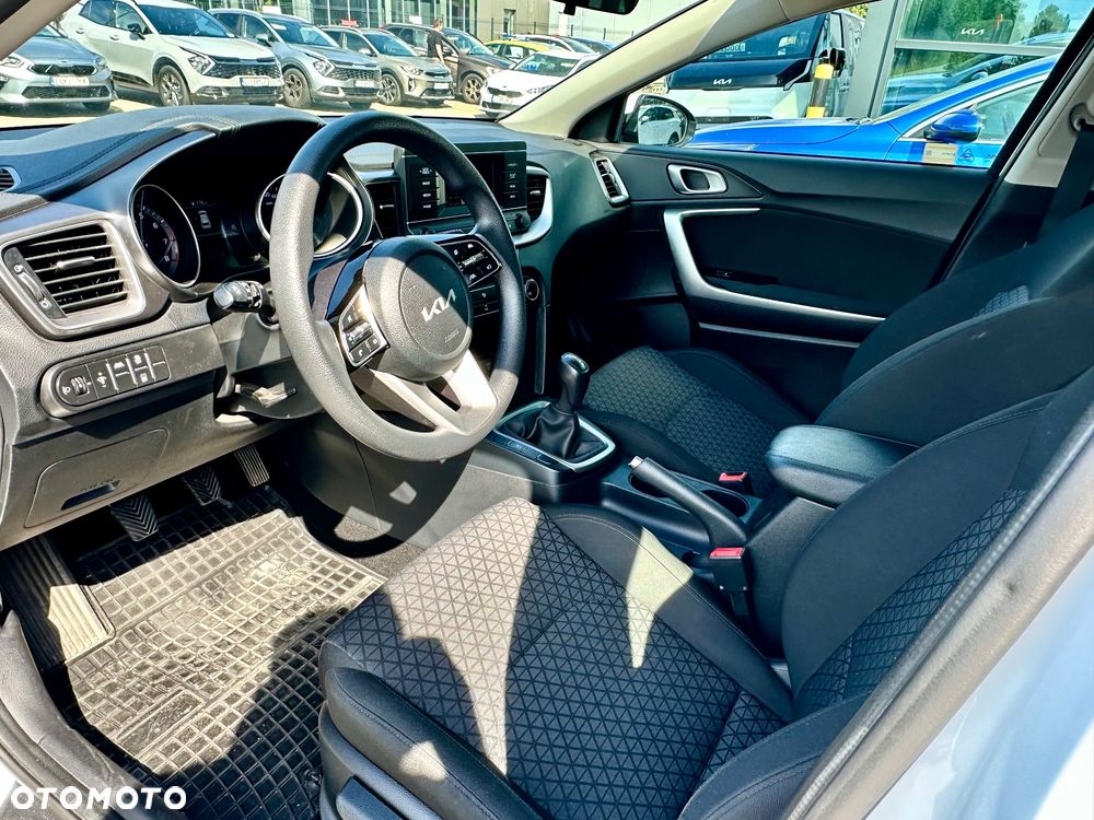 Kia Ceed - 6