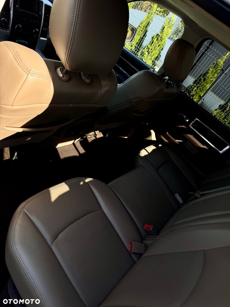 Dodge RAM 5.7 4x4 - 25