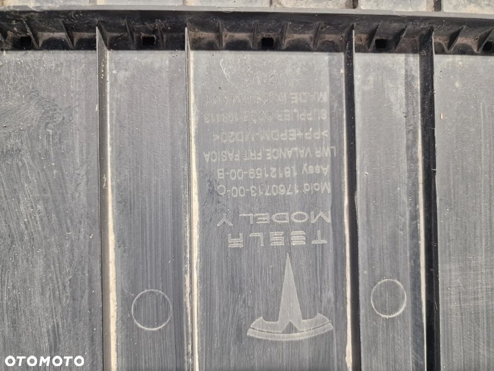 TESLA Y 20- PŁYTA / OSŁONA POD ZDERZAK PRZEDNI , NR 1760713-00-C / 1812159-00-B , NR AUKCJI NSŁ503 - 11