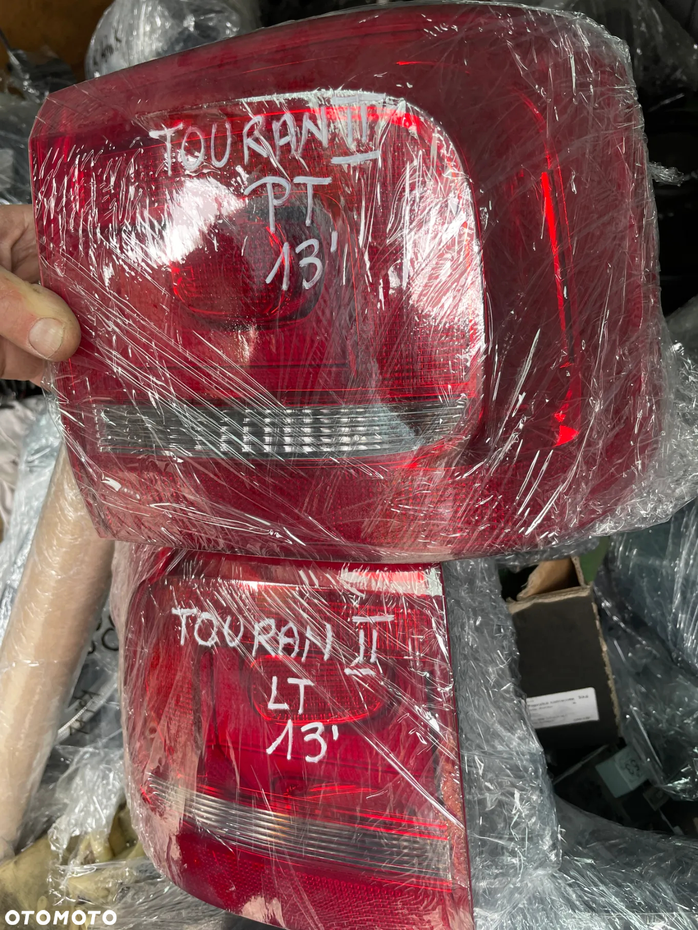 VW TOURAN II 10-15 tył tylna klapa lampa lewa prawa LA7W kompletna kamera - 13