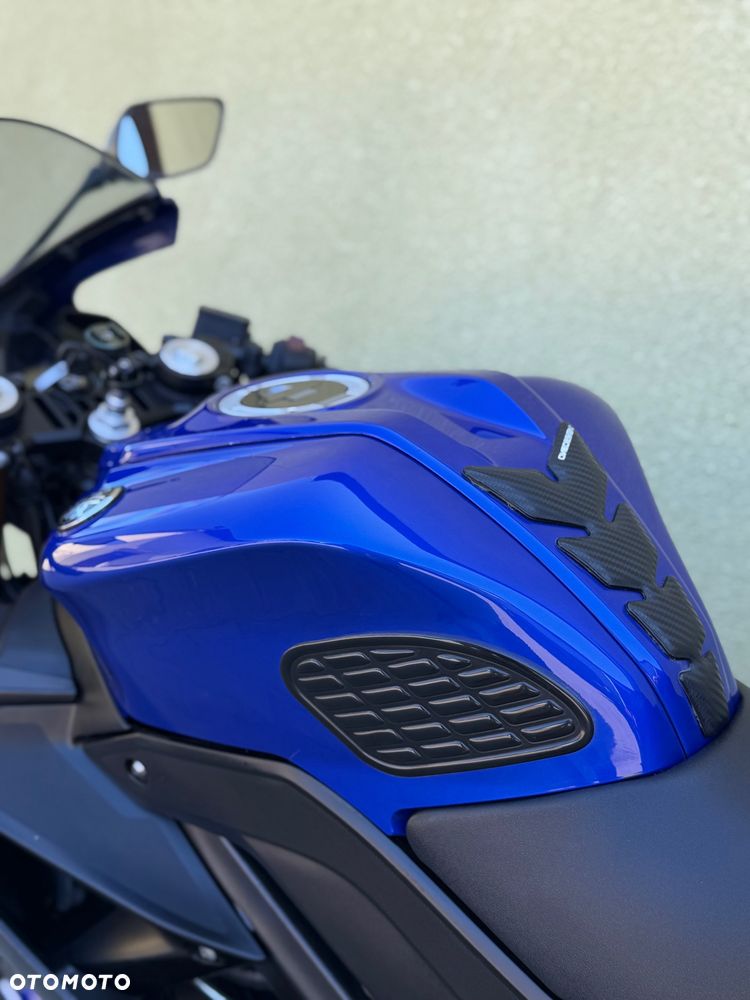 Yamaha YZF - 34