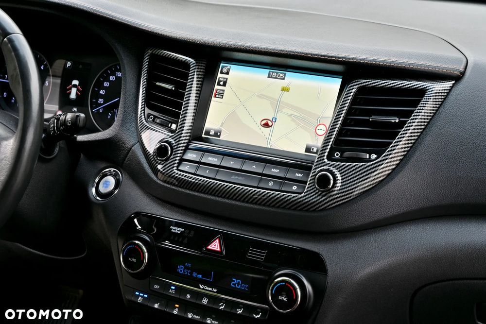 Hyundai Tucson 2.0 CRDi 4WD Automatik 25 Jahre - 25