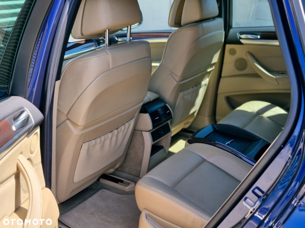 BMW X6 - 14