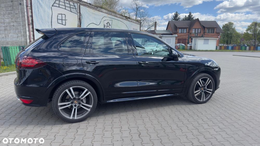 Porsche Cayenne Diesel Platinum Edition - 20