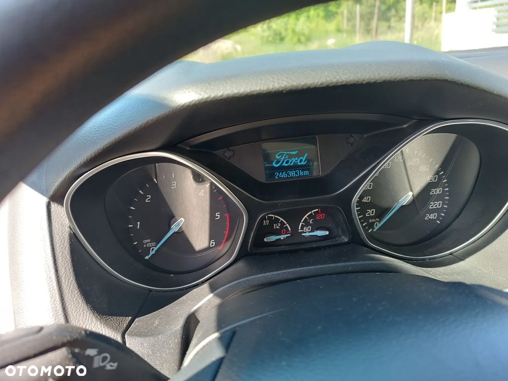 Ford Focus 1.6 TDCi DPF Start-Stopp-System SYNC Edition - 3
